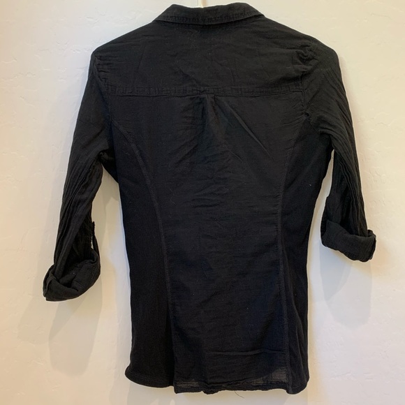 G by Guess Black Button Up Top - Picture 4 of 4